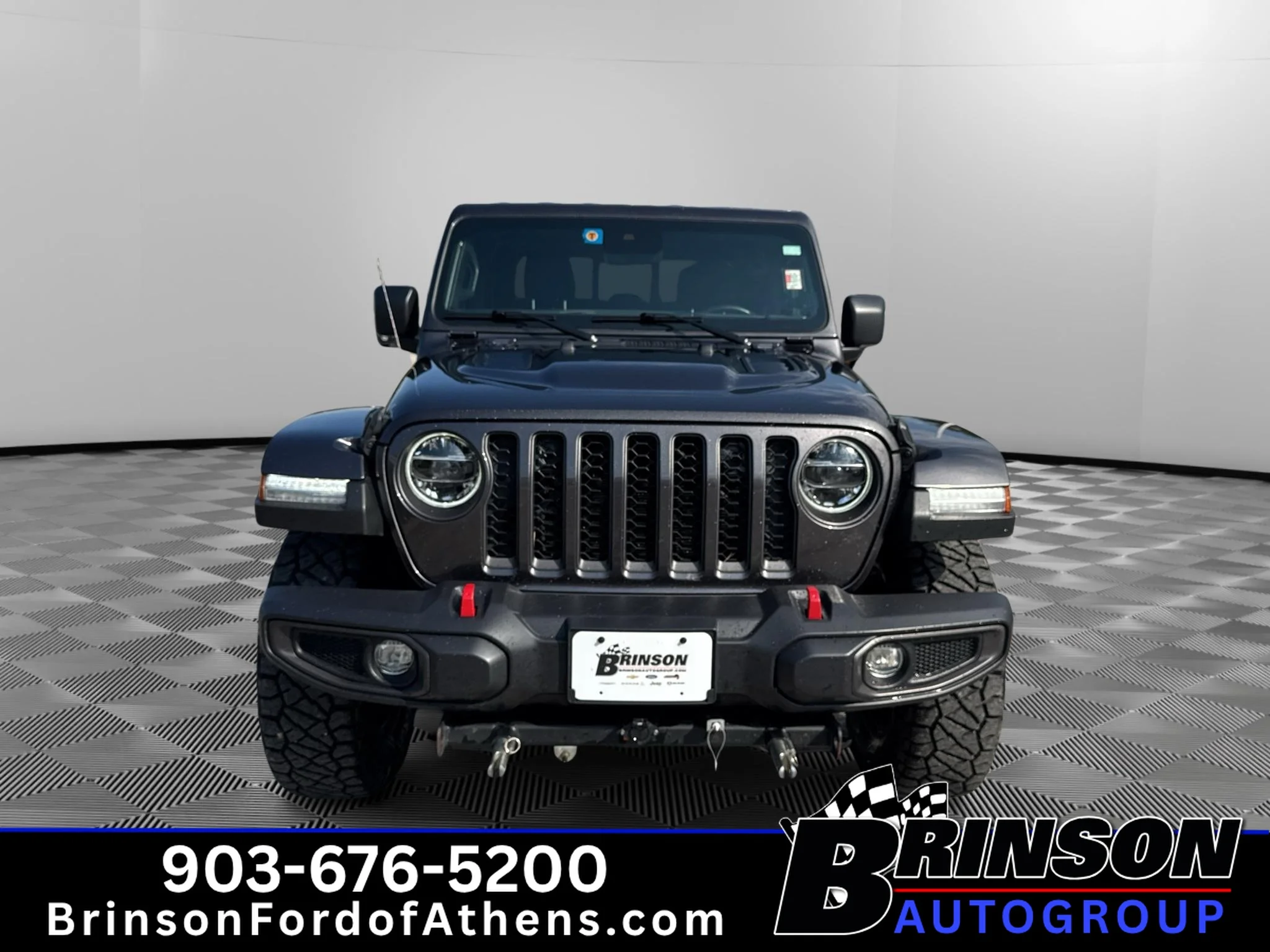 Certified Used 2022 Granite Crystal Clearcoat Metallic Jeep Rubicon image 2