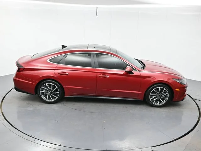 Used 2023 Ultimate Red Hyundai Limited image 39
