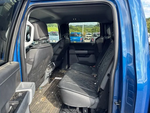 Used 2024 Blue Ford XLT image 16