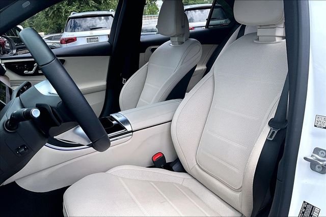 Used 2025 White Mercedes-Benz C 300 image 8