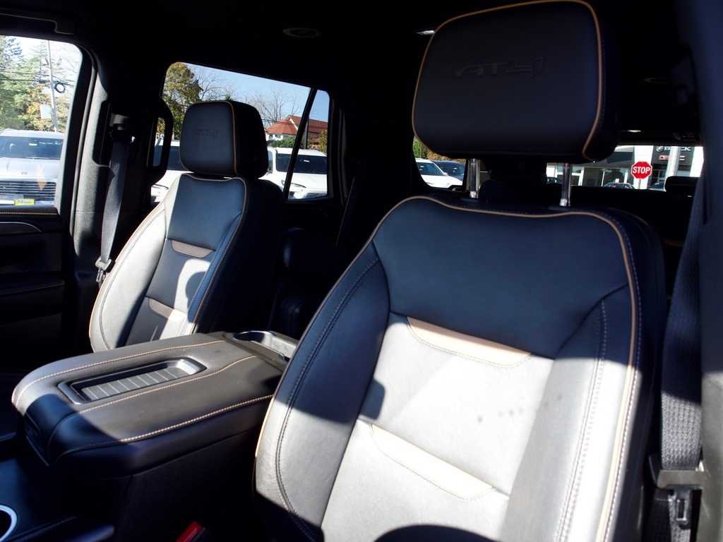 Certified Used 2023 TITANIUM RUSH METALLIC GMC AT4 image 10