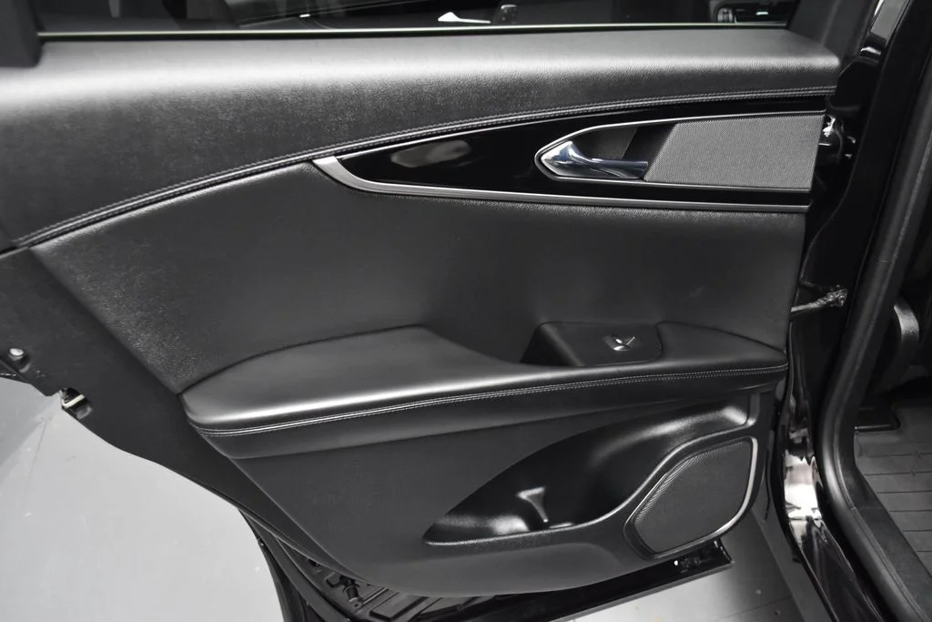 Used 2023 Black Lincoln Standard image 21