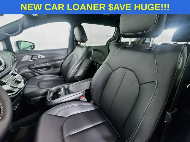 New 2027 Bright White Clear-Coat Exterior Paint Chrysler  image 20