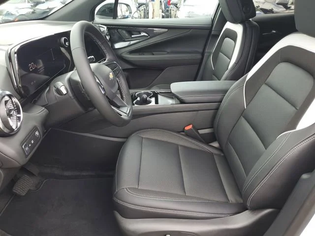 2025 Chevrolet Blazer EV LT - Photo 27