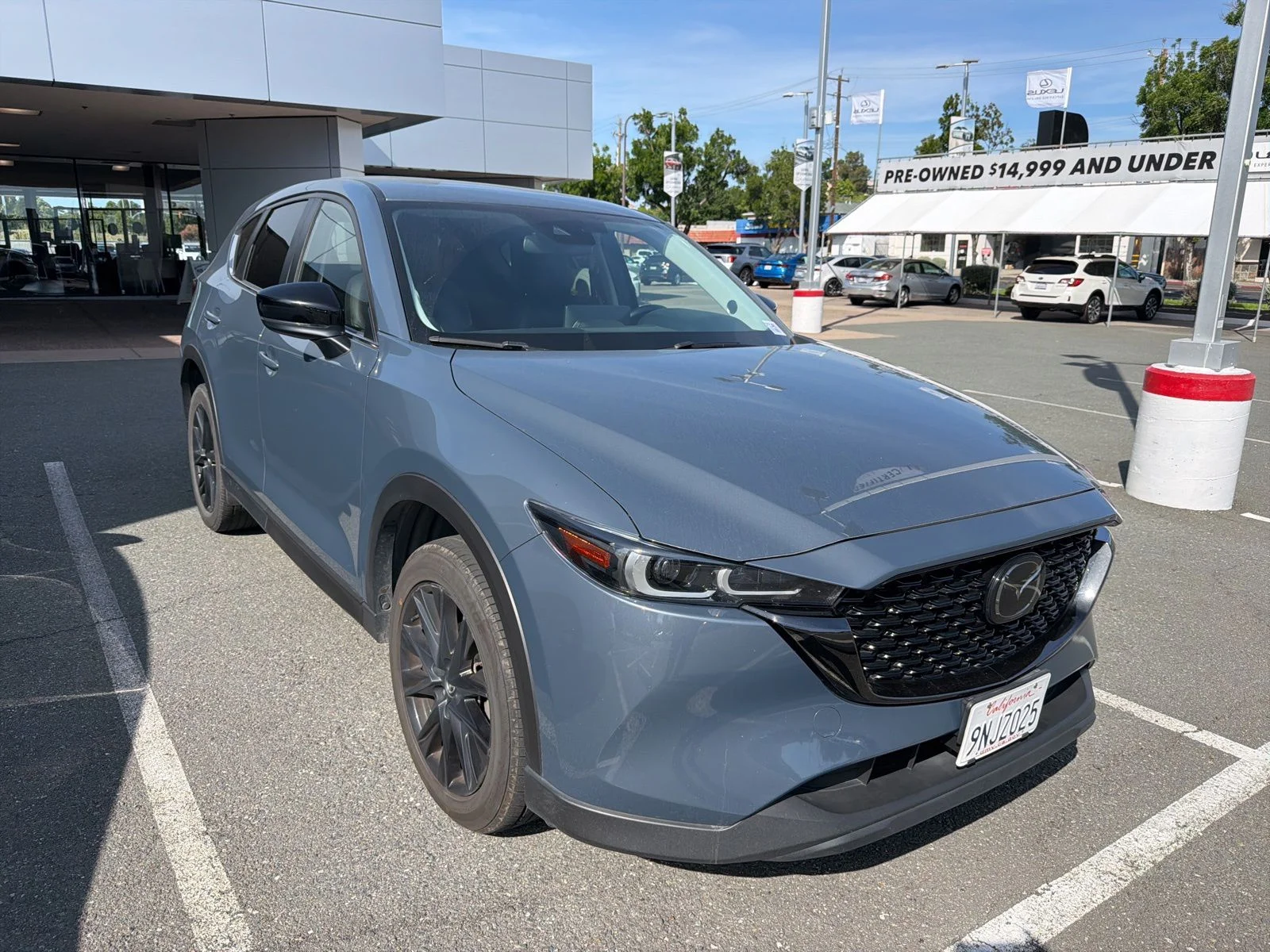 Vehicle Image 2