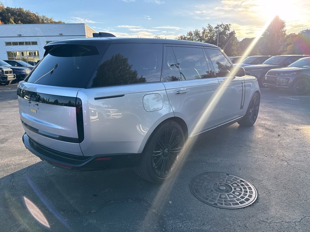 Certified Used 2024 Silver Land Rover SE image 6