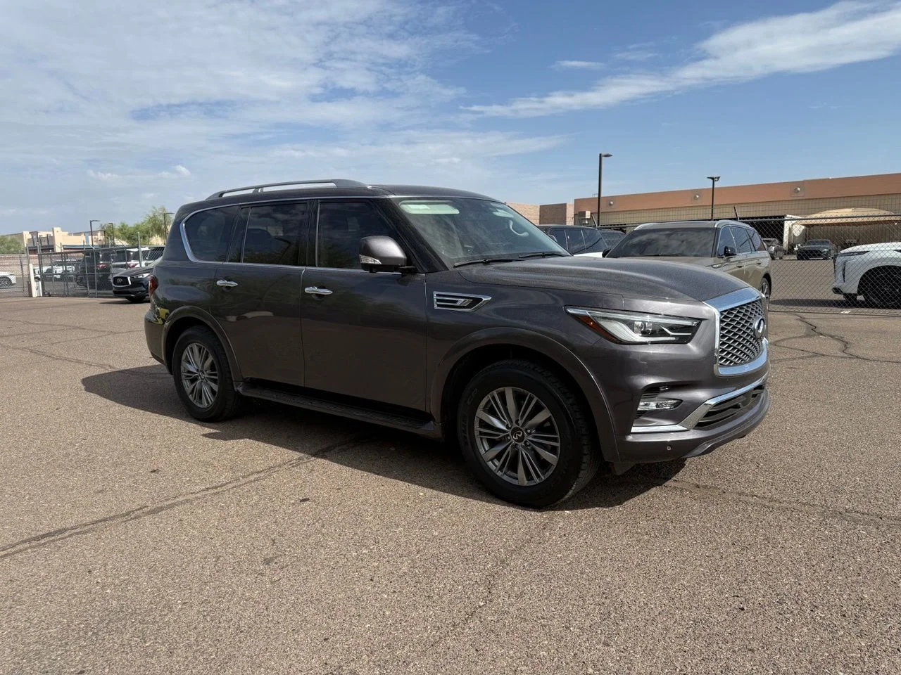 Certified Used 2023 Anthracite Gray INFINITI Luxe image 3