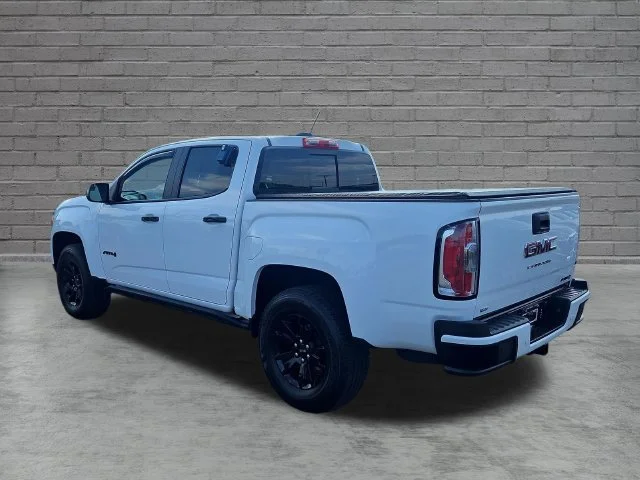 Used 2021 SUMMIT WHITE GMC 4WD AT4 w/Leather image 3
