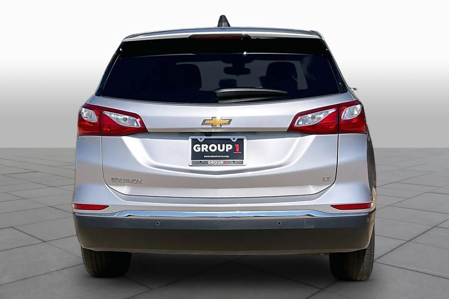Used 2021 SILVER ICE METALLIC Chevrolet LT image 5