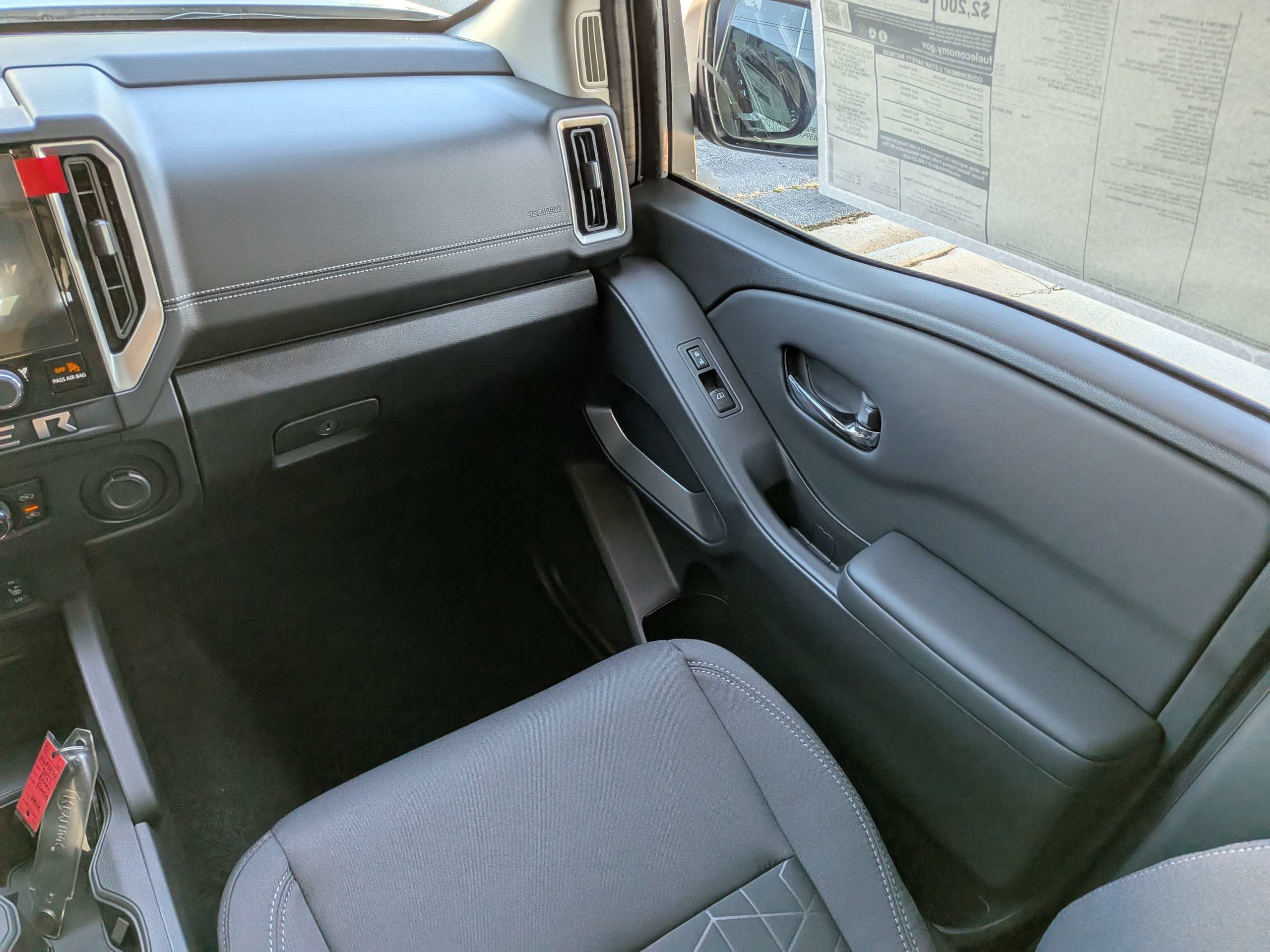 New 2027 Glacier White Nissan Crew Cab SV image 12