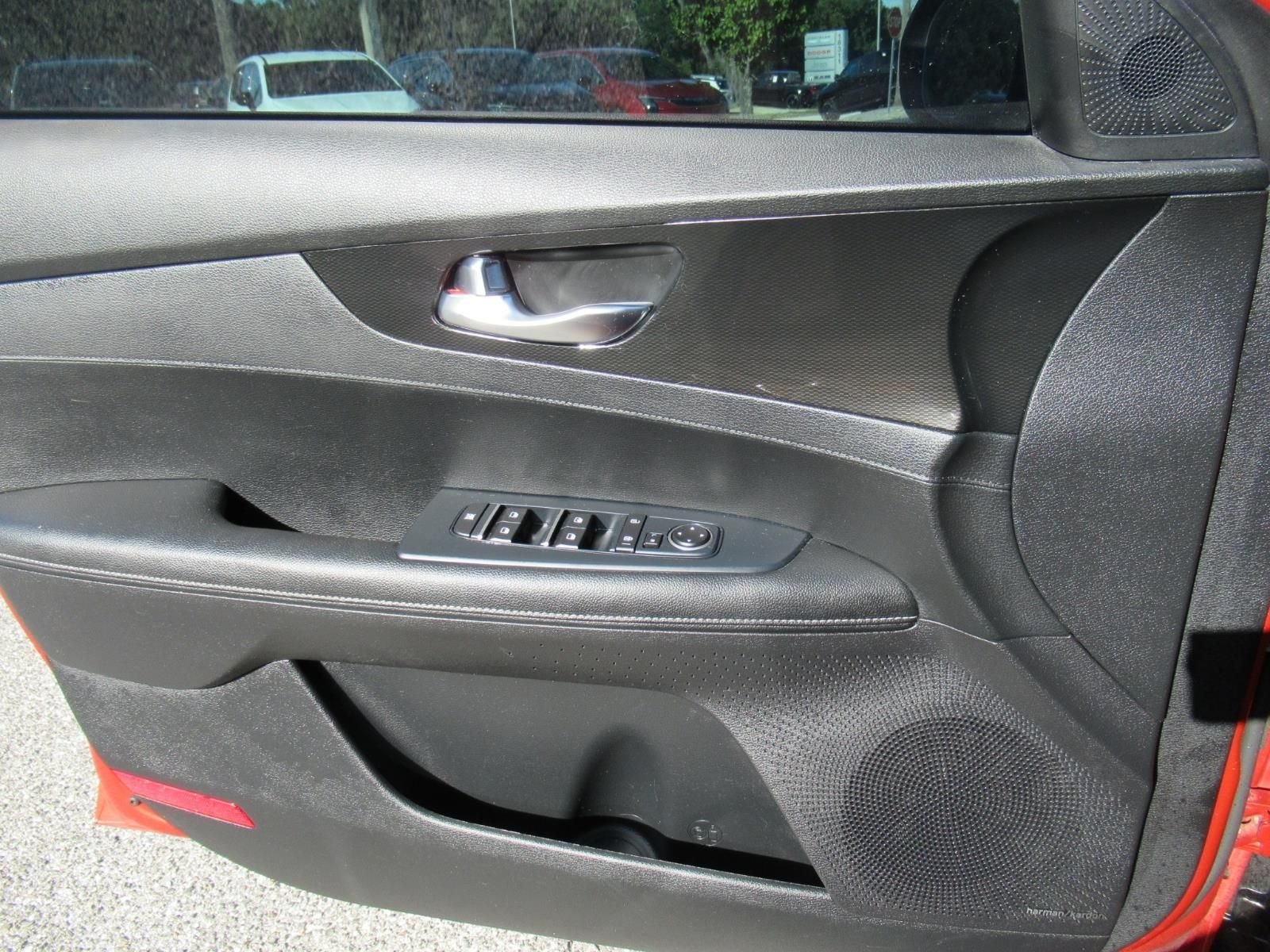 Used 2020 Red Kia GT-Line image 22