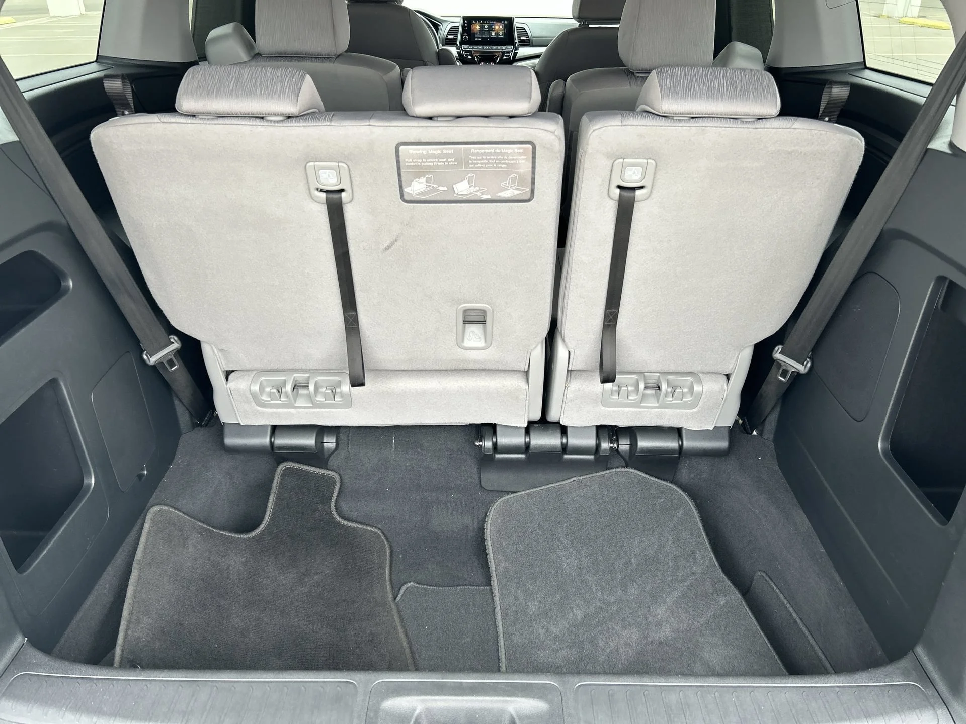 2023 Honda Odyssey EX - Photo 20