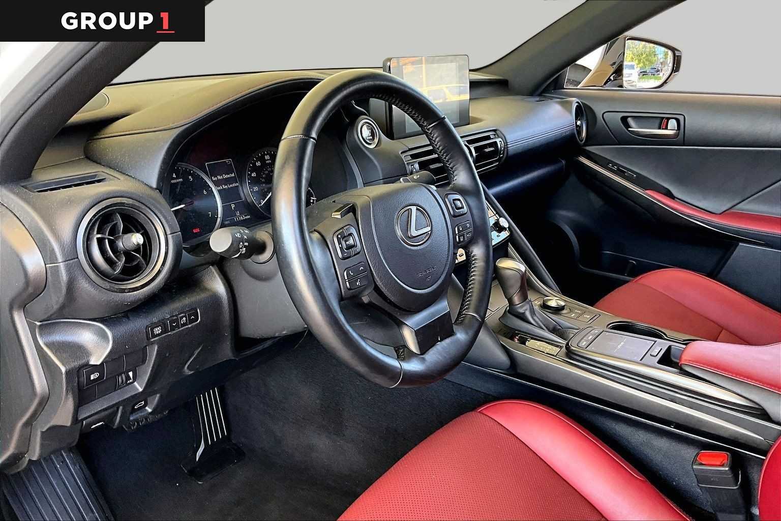 Certified Used 2025 ULTRA WHITE Lexus F SPORT Design image 16