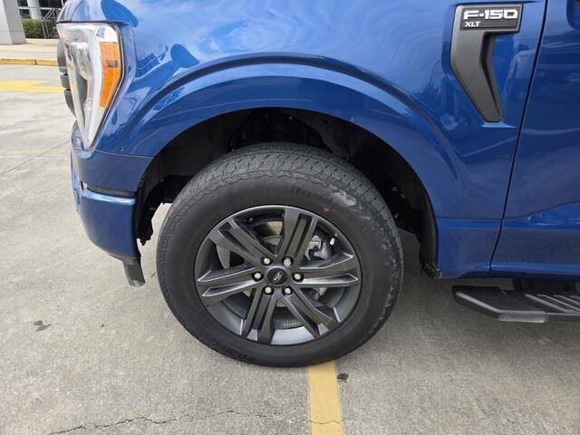 Used 2023 Atlas Blue Metallic Ford XLT image 11