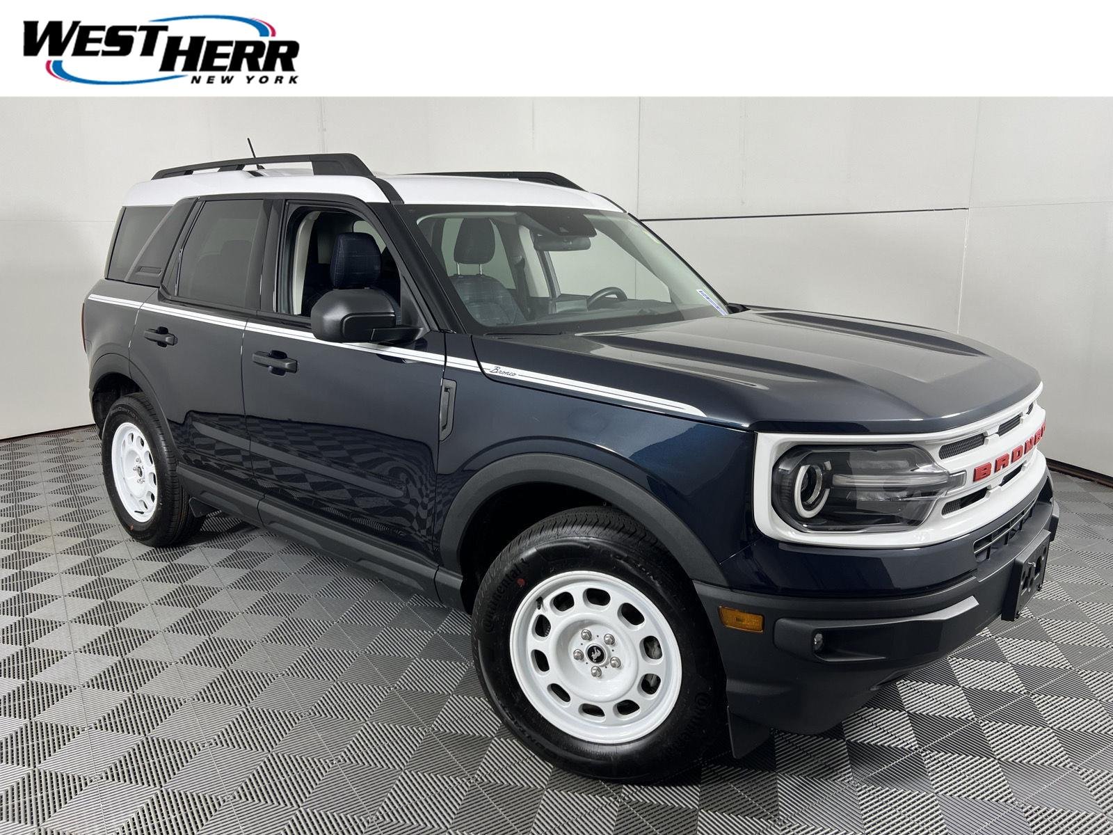 Used 2023 Alto Blue Metallic Tinted Clearcoat Ford Heritage image 1