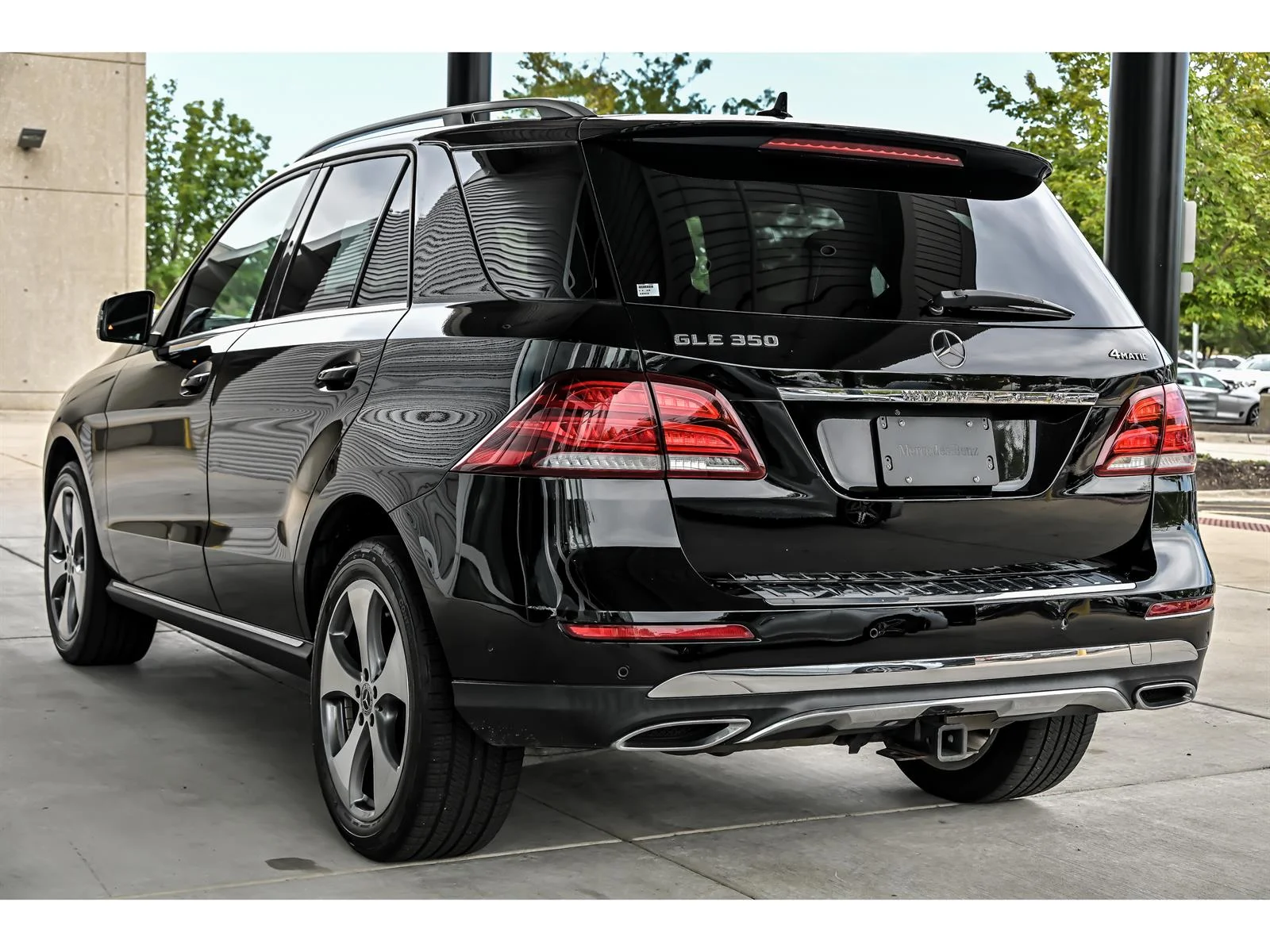 Used 2018 Black Mercedes-Benz GLE 350 4MATIC® image 6