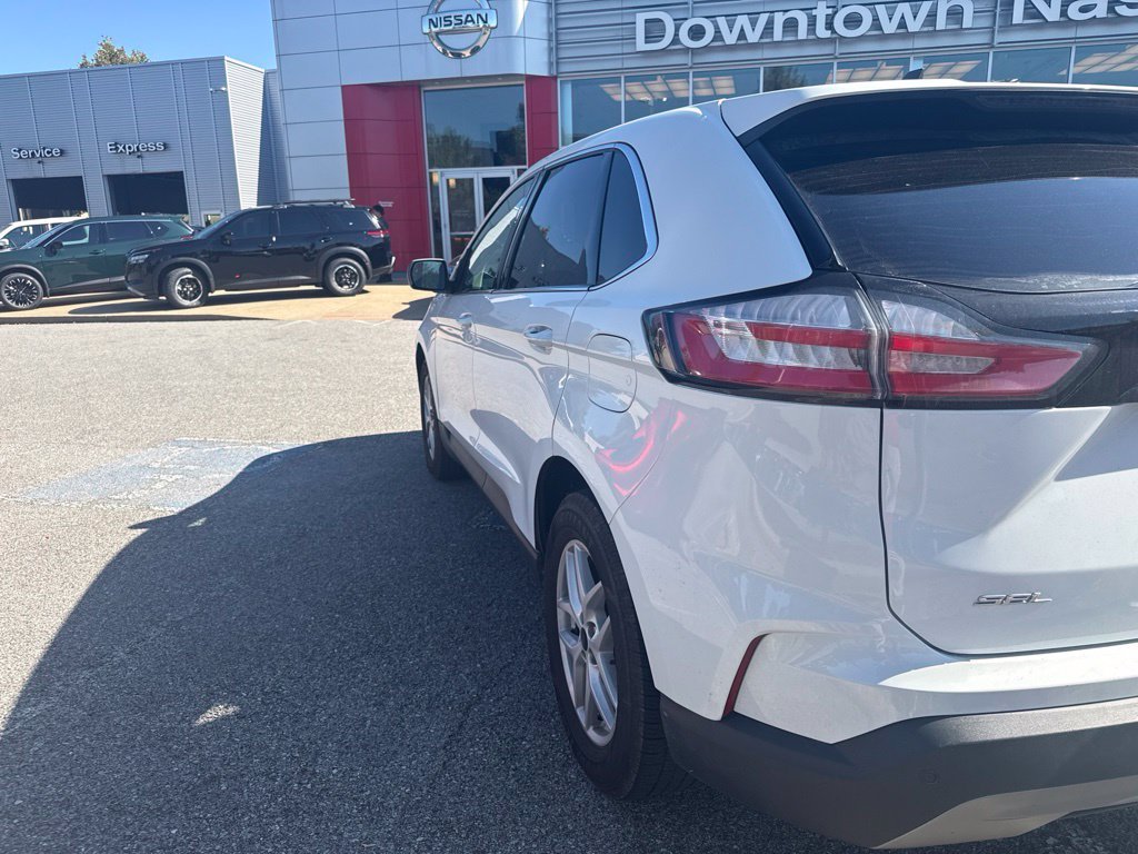 Used 2023 White Ford SEL image 5