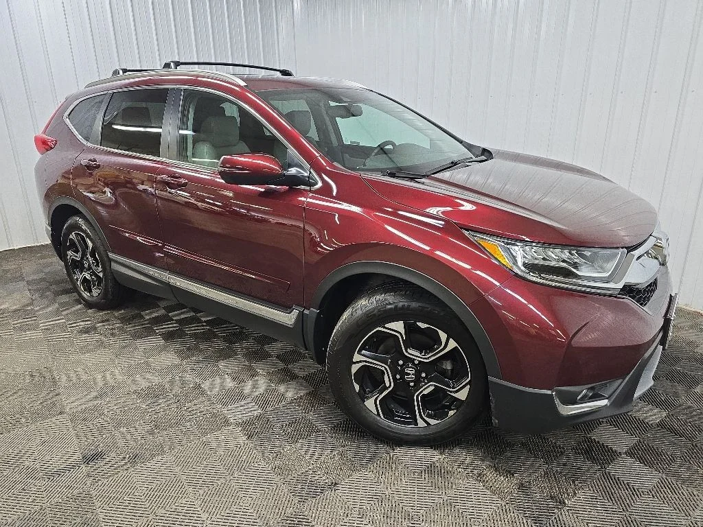 Used 2018 Basque Red Pearl II Honda Touring image 7