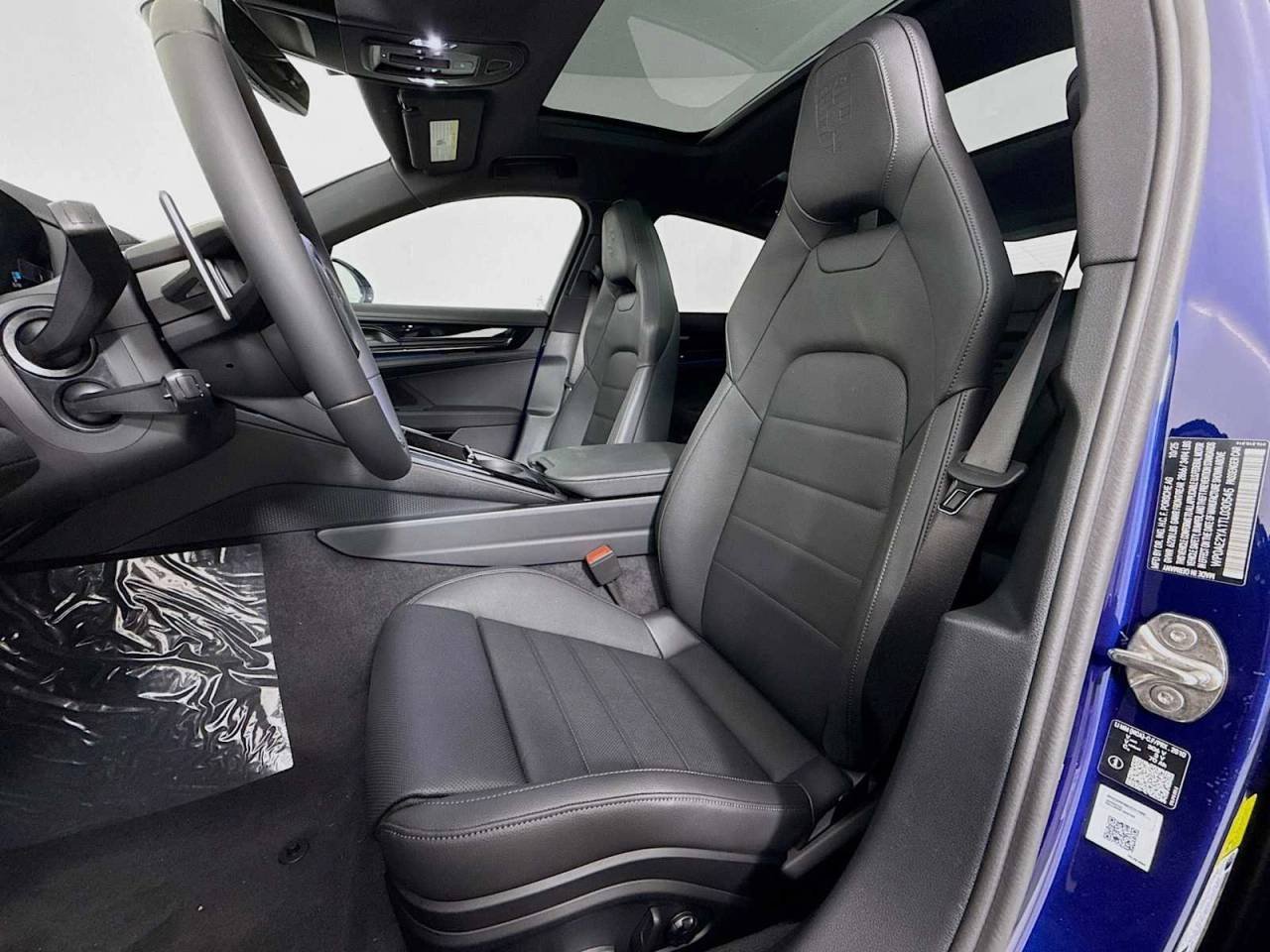 2026 Porsche Panamera 4 E-Hybrid - Photo 5