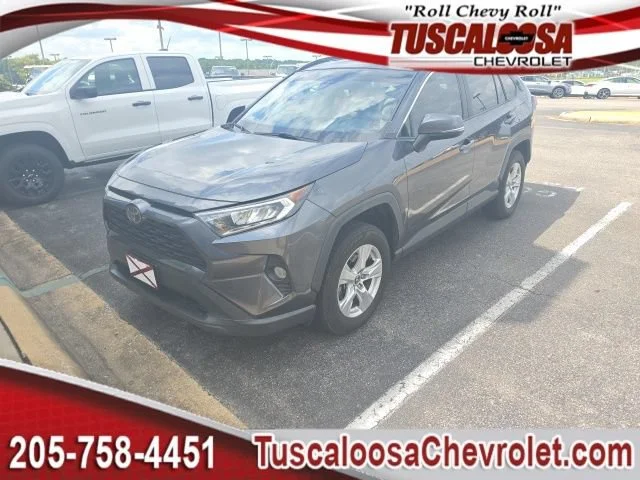 Used 2019 Magnetic Gray Met Toyota XLE image 1