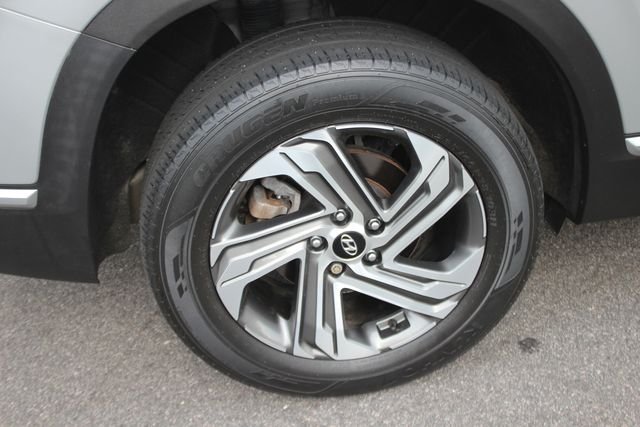 Used 2022 Silver Hyundai SEL image 37