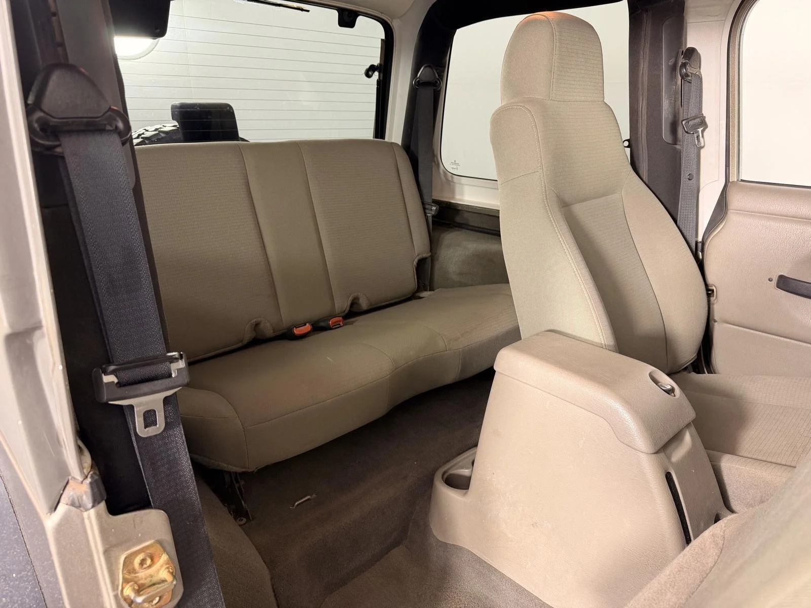 Used 2006 Light Khaki Metallic Jeep Rubicon image 15