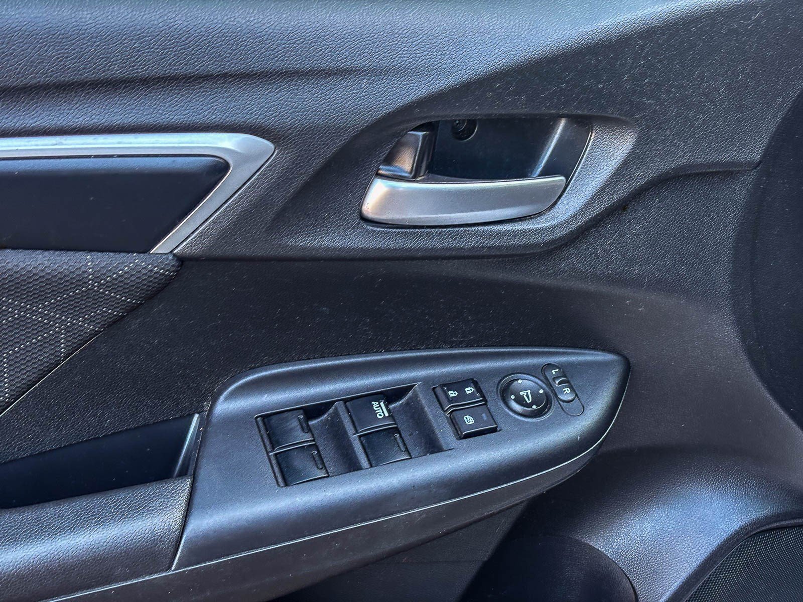 Used 2016 Silver Honda EX image 21