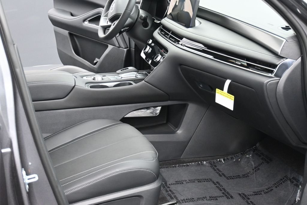 New 2027 GRAPHITE SHADOW INFINITI Luxe AWD image 9