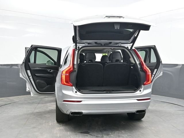 Used 2018 Silver Volvo T6 Momentum image 55