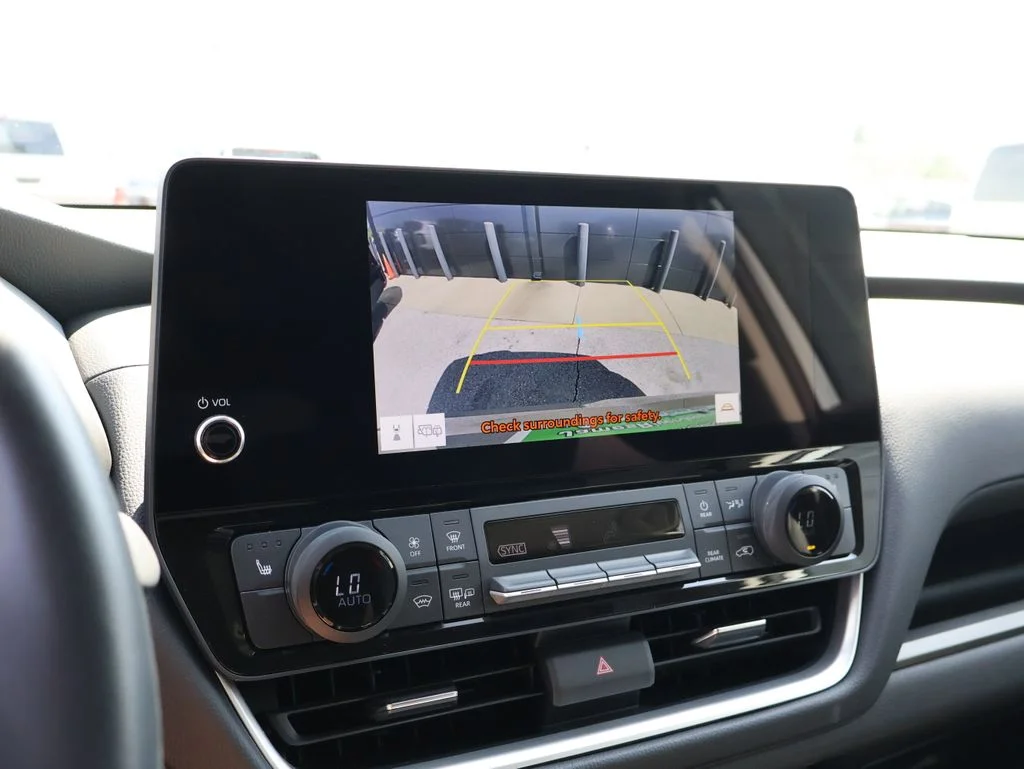 Used 2025 Silver Toyota XLE image 34
