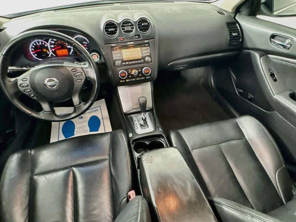 Used 2012 Dark Slate Metallic Nissan 3.5 SR image 25