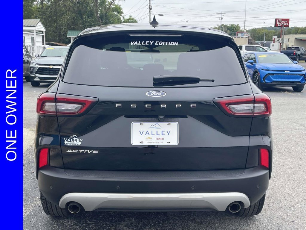 Used 2023 Black Ford Active image 4