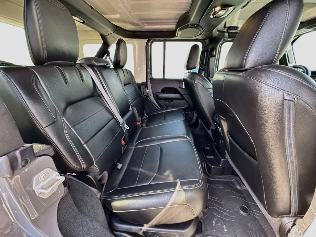 Used 2023 Gray Jeep Sahara 4xe image 31