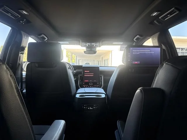 2026 GMC Yukon XL Denali - Photo 14