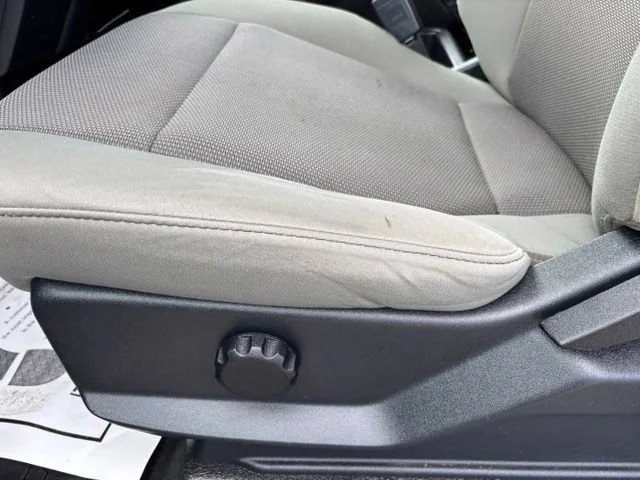 Used 2020 Black Ford XL image 15