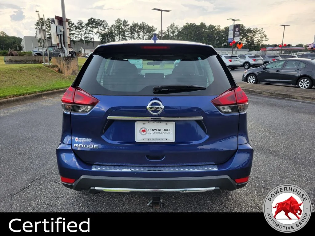 Used 2020 Blue Nissan S image 4