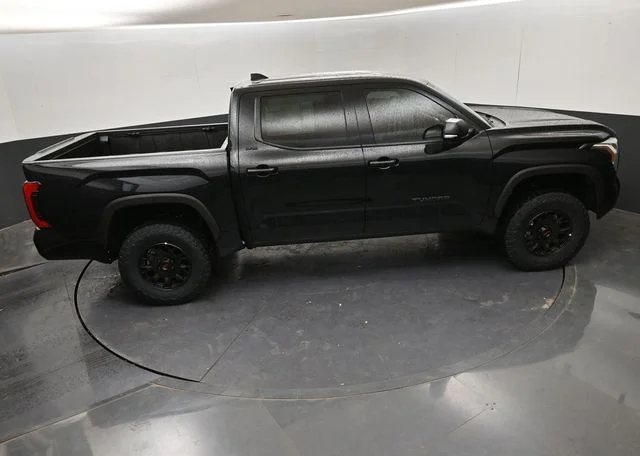 2026 Toyota Tundra SR5 - Photo 31