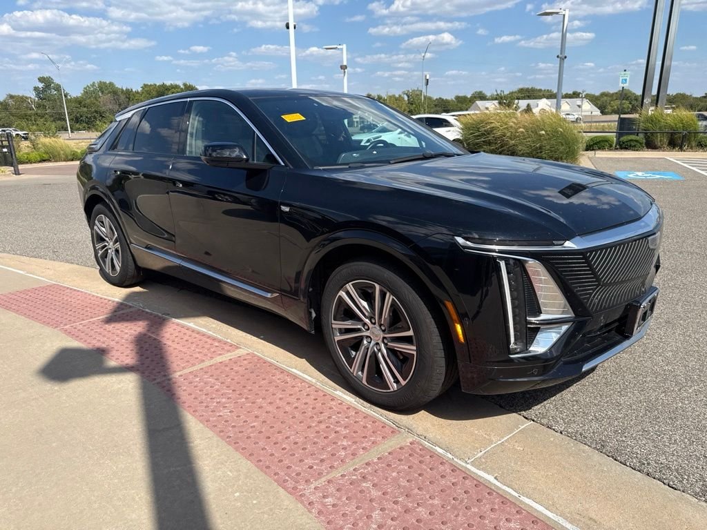 Used 2024 Black Cadillac Luxury image 3