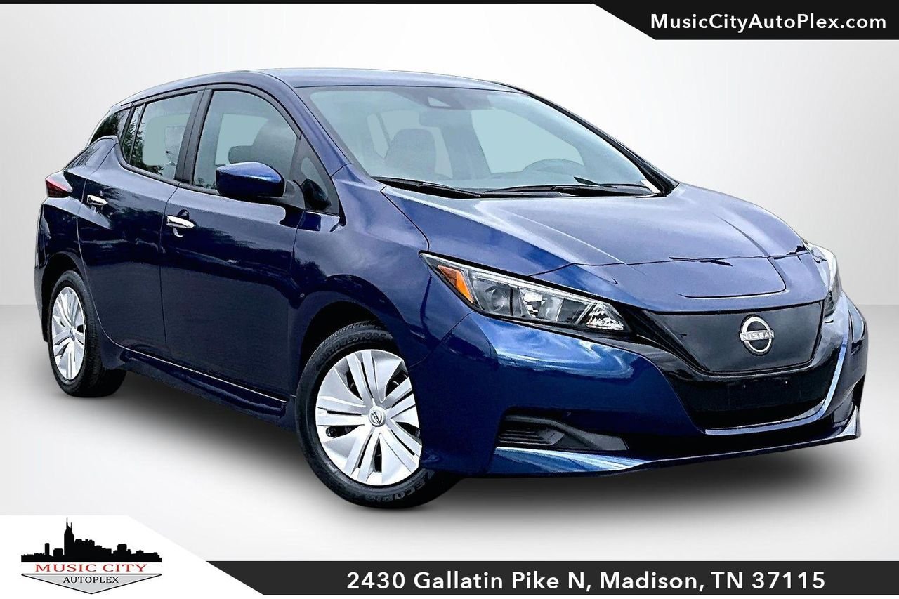 2025 Nissan Leaf