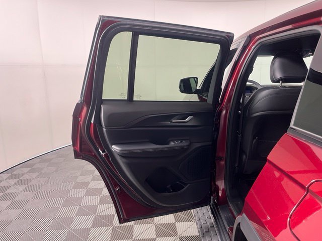 Used 2025 Red Jeep Altitude image 37