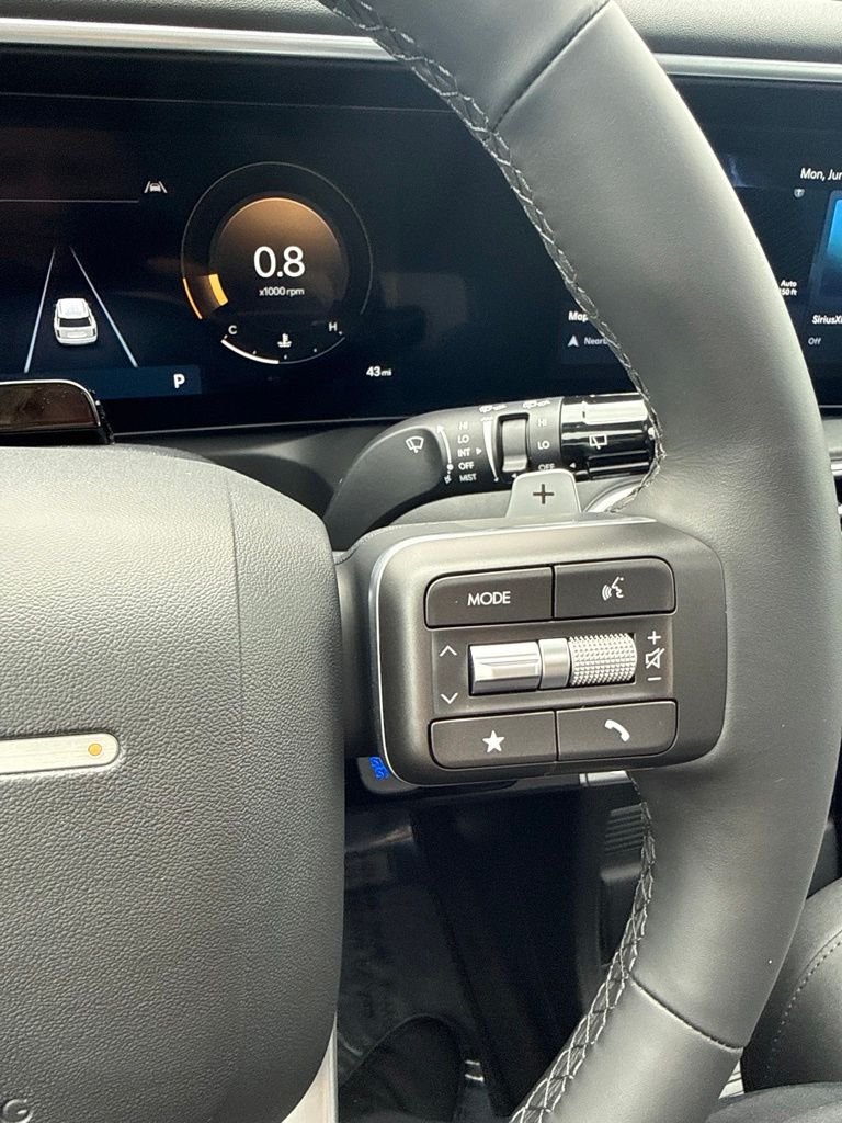 New 2026 White Hyundai SEL Premium AWD image 23