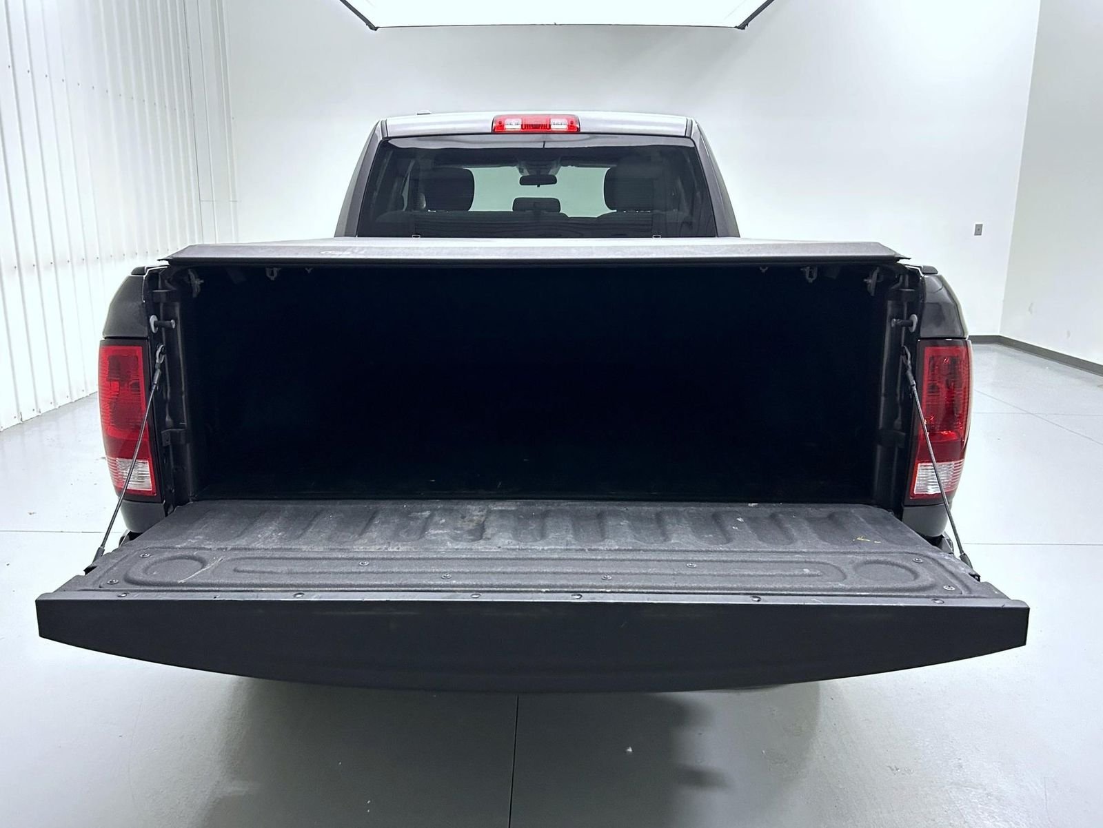 Used 2019 Gray Ram Express image 21
