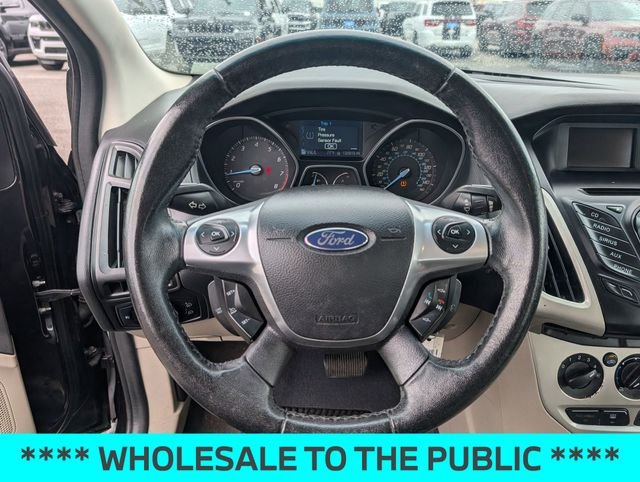 Used 2012 Black Ford SE image 13