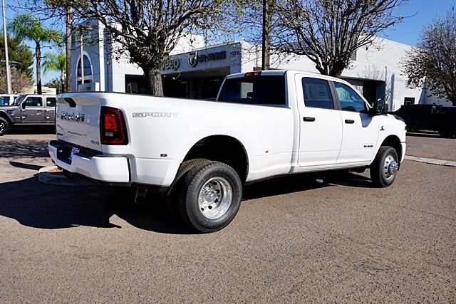 New 2026 Bright White Clear-Coat Exterior Paint RAM Big Horn image 8