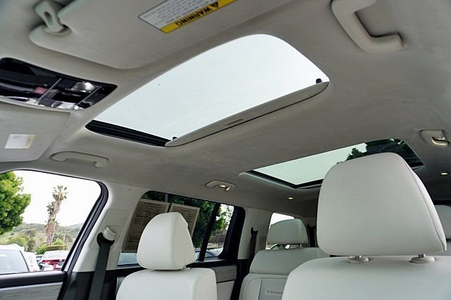 Used 2025 White Hyundai Calligraphy image 20