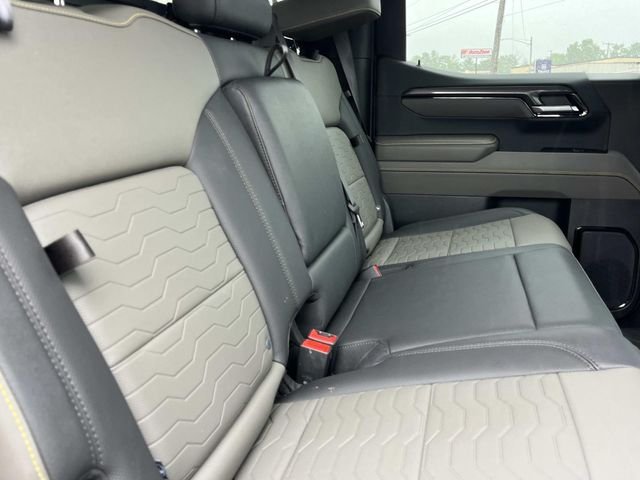 Used 2023 White Chevrolet ZR2 image 23