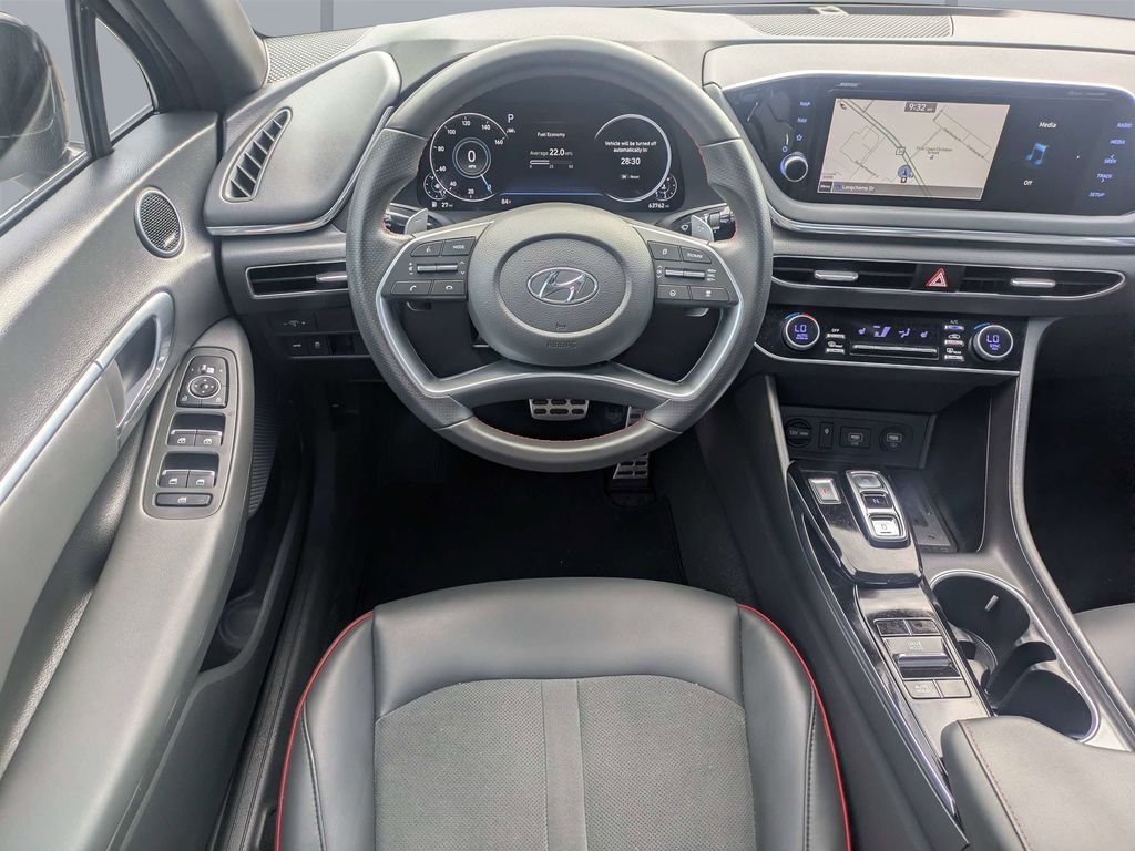 Used 2022 Gray Hyundai SEL Plus image 15