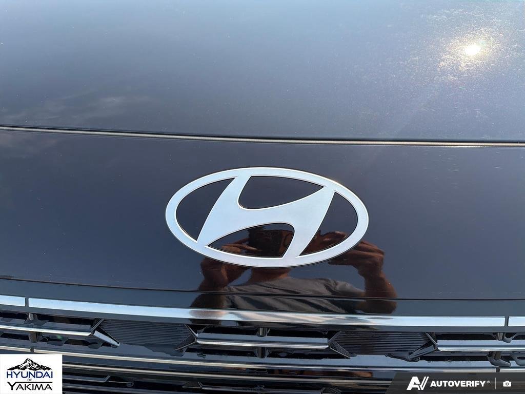 New 2026 Galaxy Maroon Pearl Hyundai Calligraphy image 9