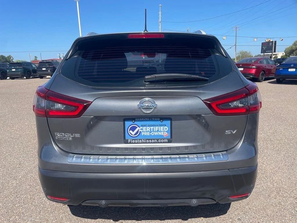 Used 2022 Gray Nissan SV image 6