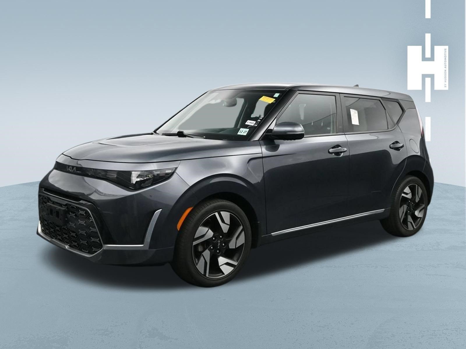 Used 2023 Gravity Gray Kia GT-Line image 3